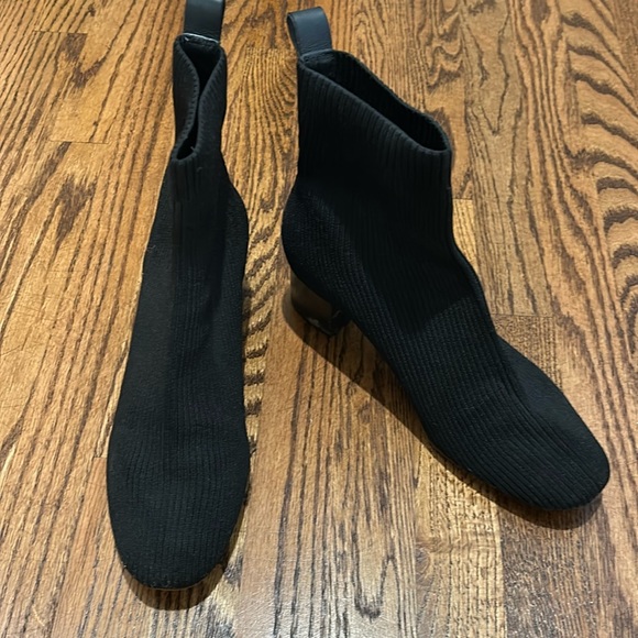 Everlane Glove Boot -Black 9 - Picture 2 of 10